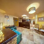 Forest Nook Apartamento 4*